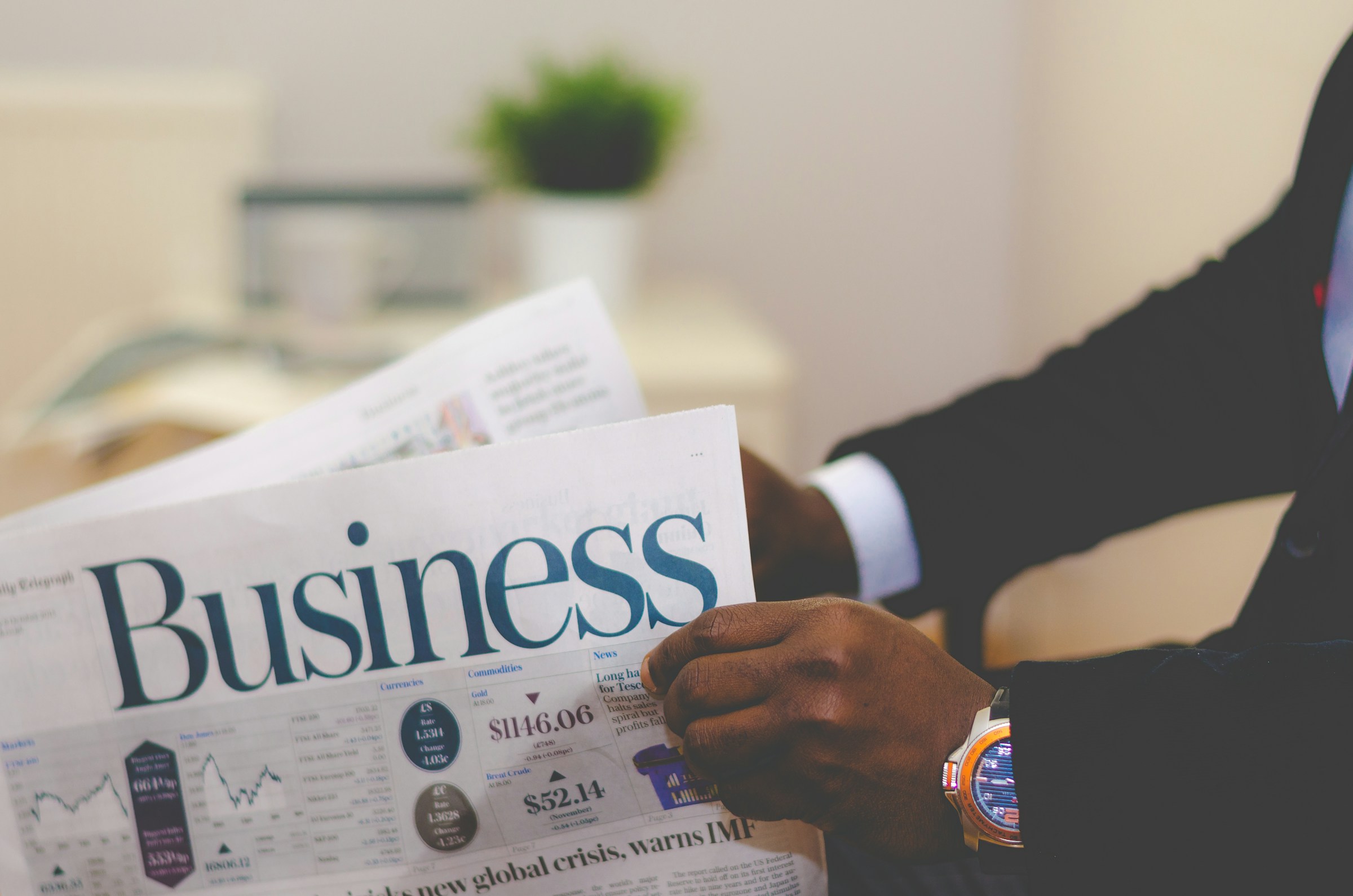 Decision Making in Business vs Personal Life | ELISIVE
