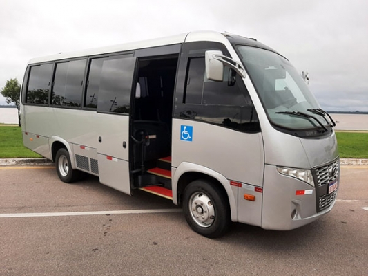 Ônibus Executivo Modelo 1