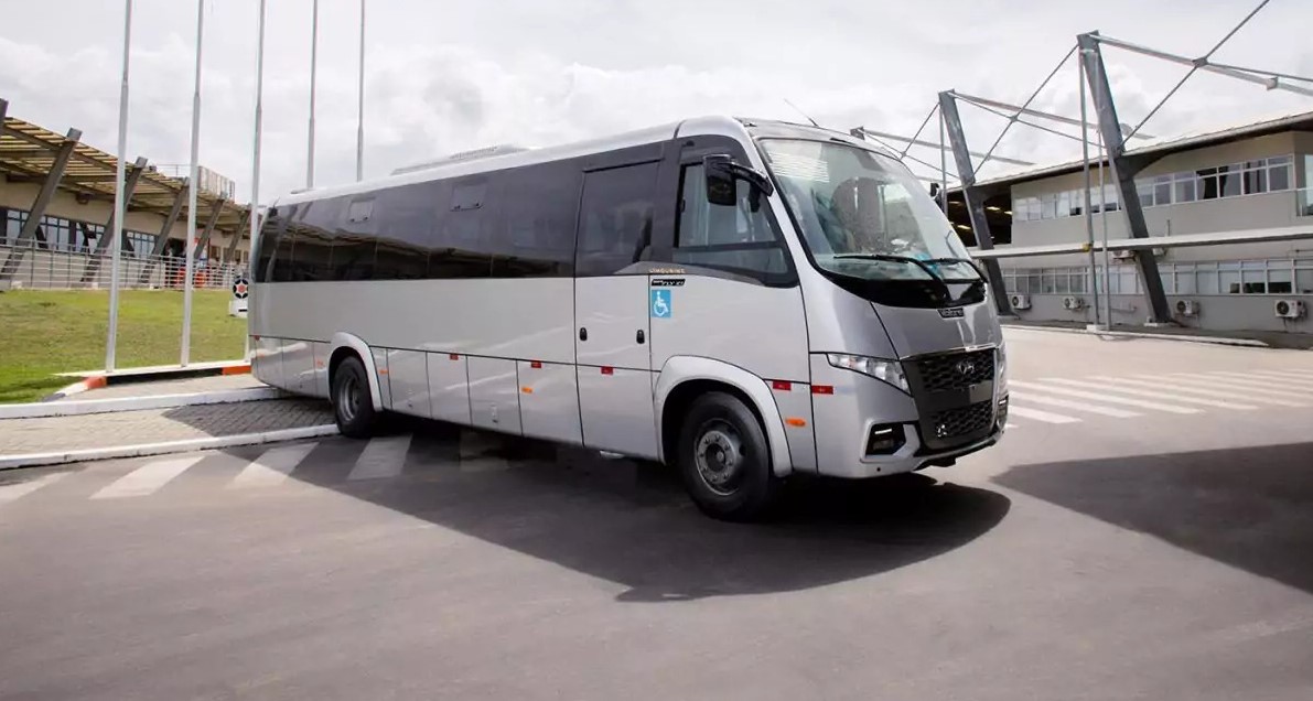 Microônibus Executivo Modelo 1
