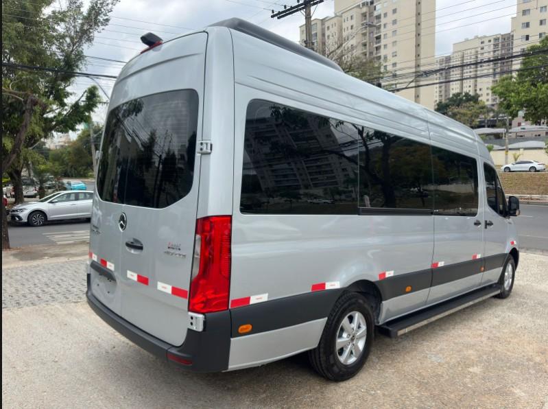 Van Executiva Modelo 2