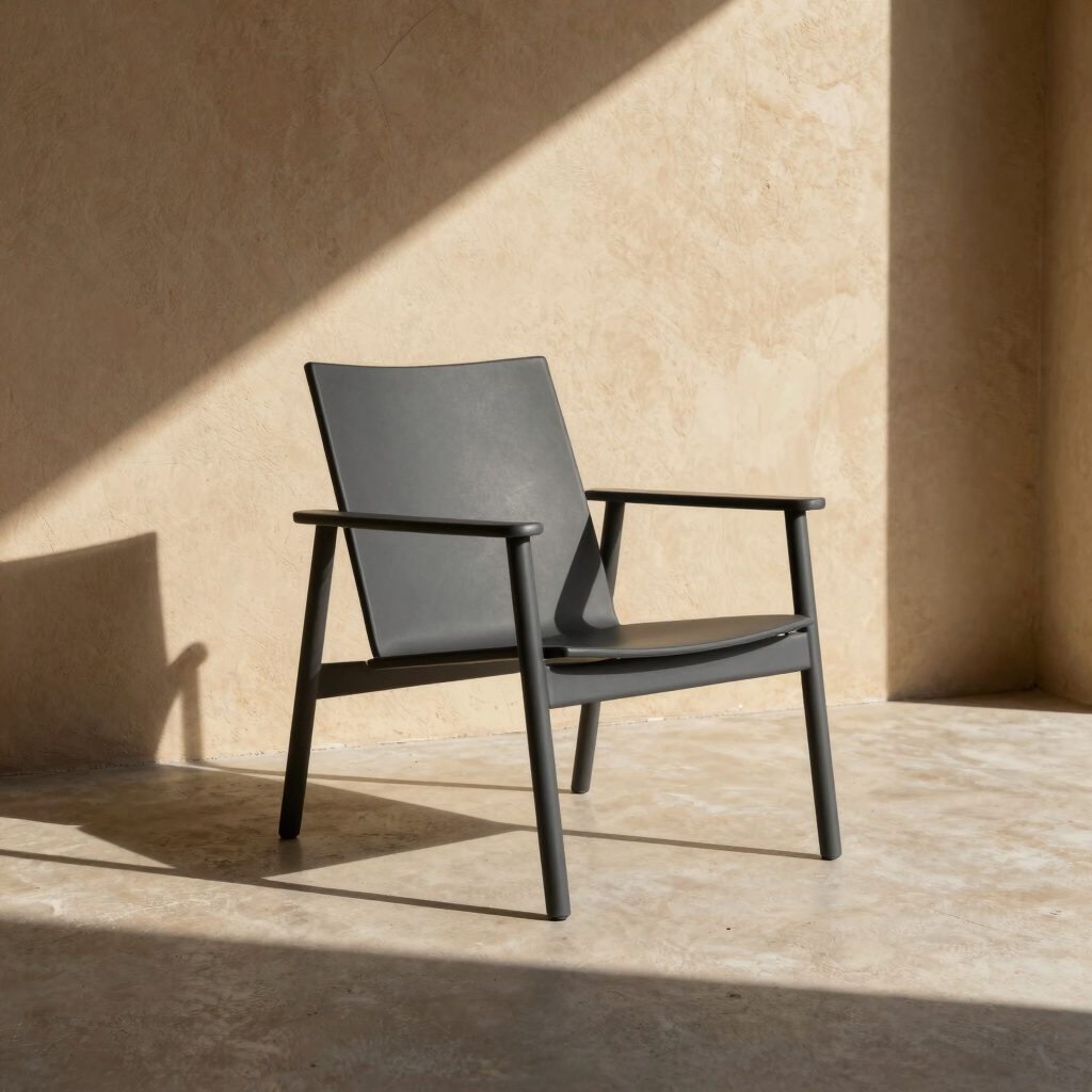 Solana Lounge Chair in Charcoal