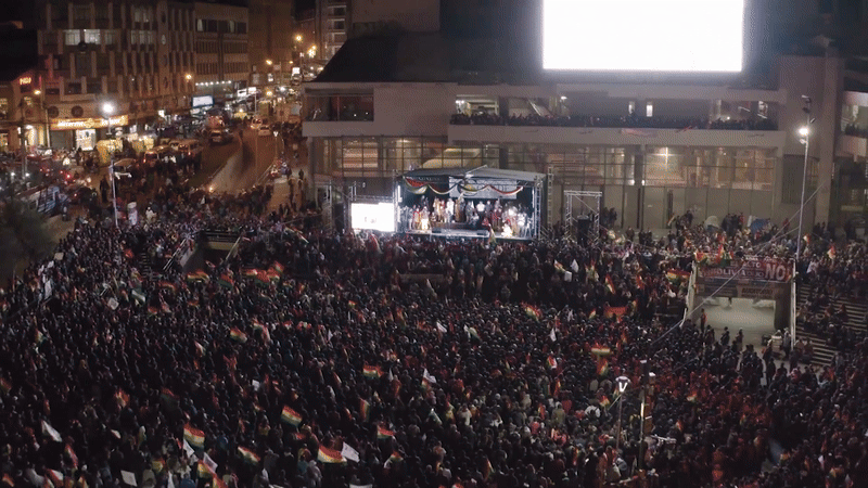 black and white bed linen