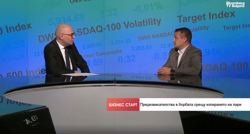 black and brown leather padded tub sofa