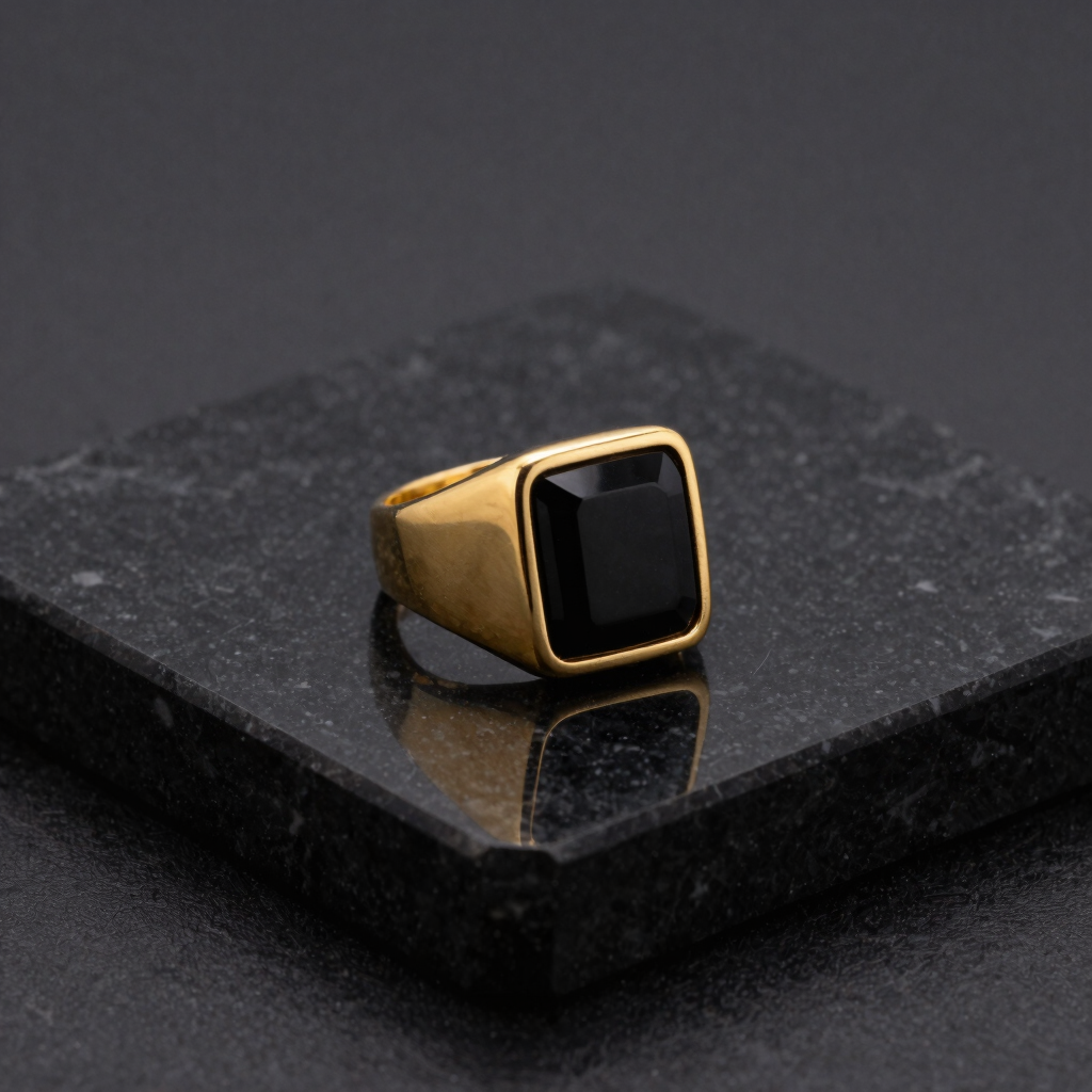 UUER Sculptural Gold Ring