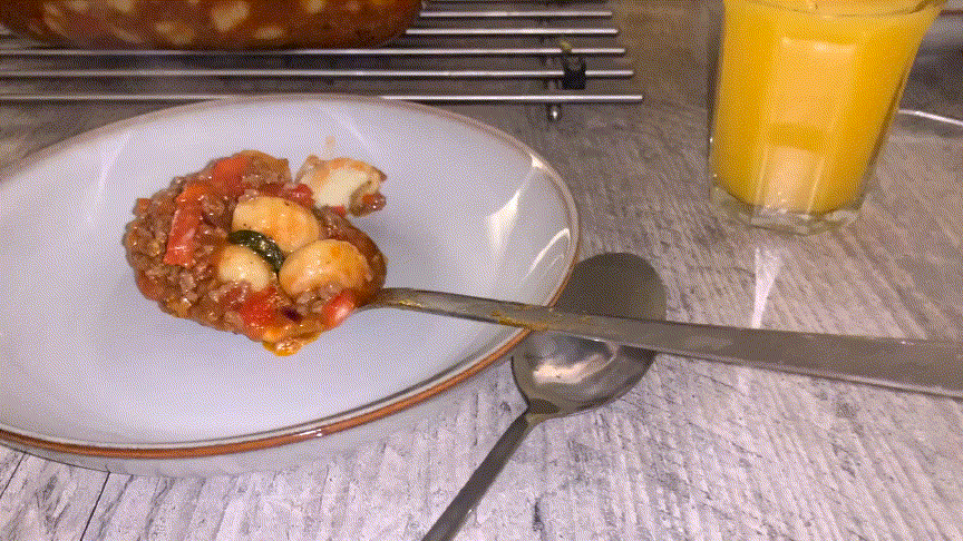 black and white bed linen