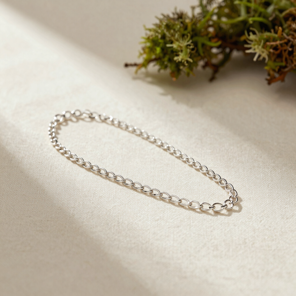 The Aurelia Fine Link Chain