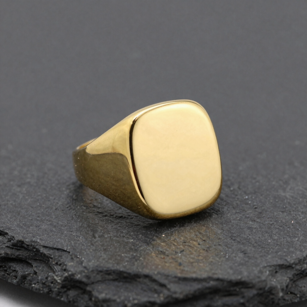 Chronos Ring in 14K Gold