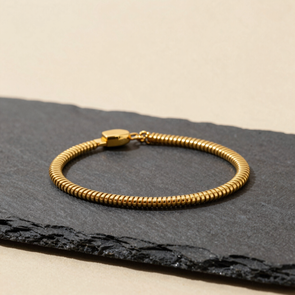 Linea Snake Chain Bracelet