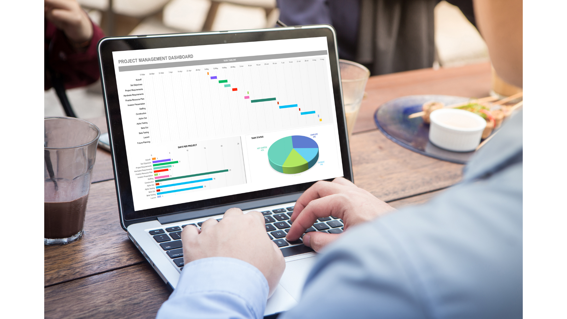 Sistema de consolidación automática de datos para logística