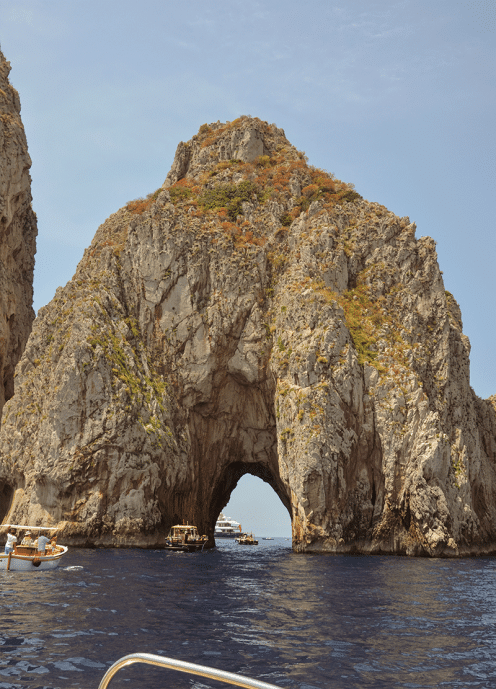 capri faraglione