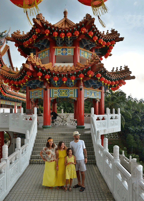 kuala-lumpur-tempio-thean-hou-famiglia