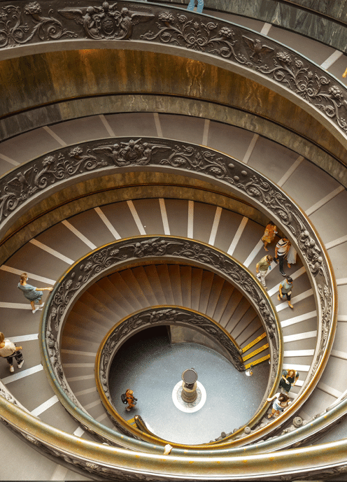 musei-vaticani-scalinata