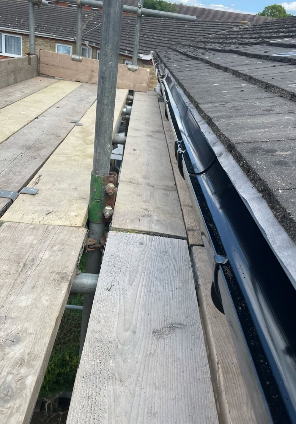 Emergency roof repair South London