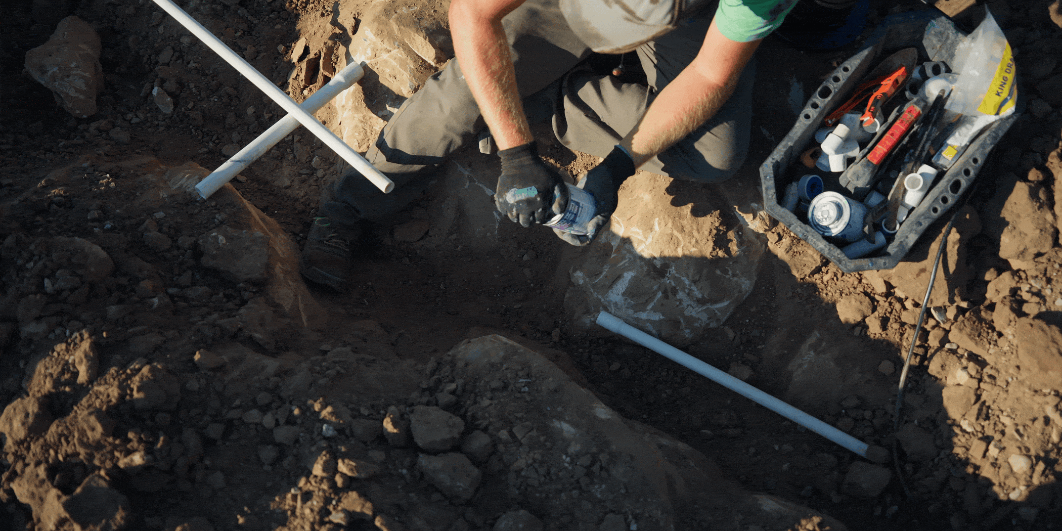 black and white bed linen