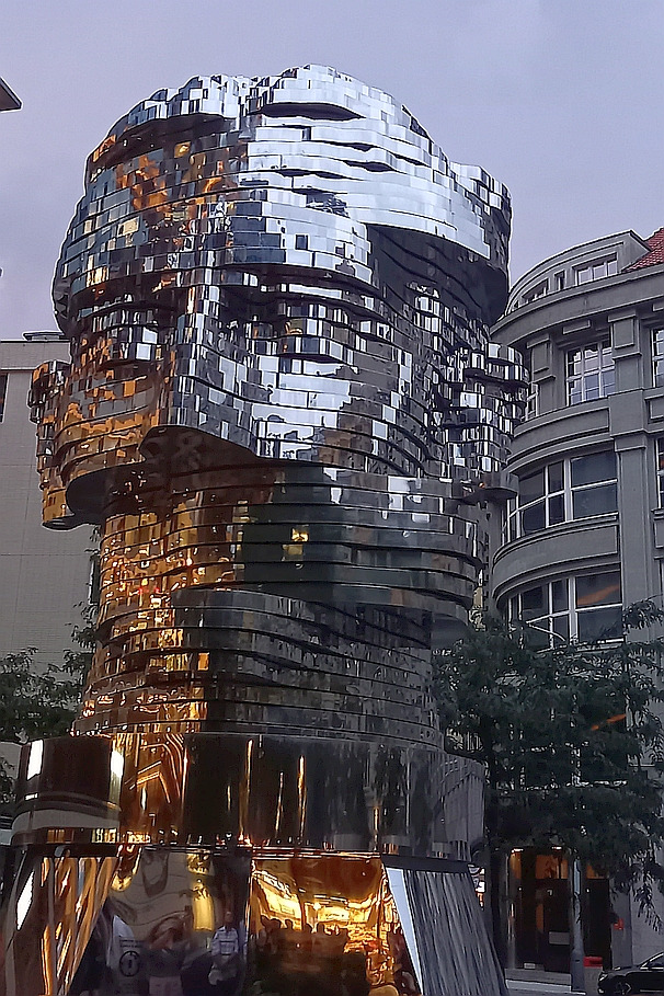 Franz Kafka Rotating Head