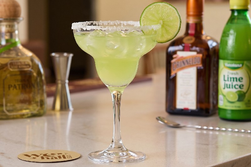 Margarita — Bar Café We Hall Beauty