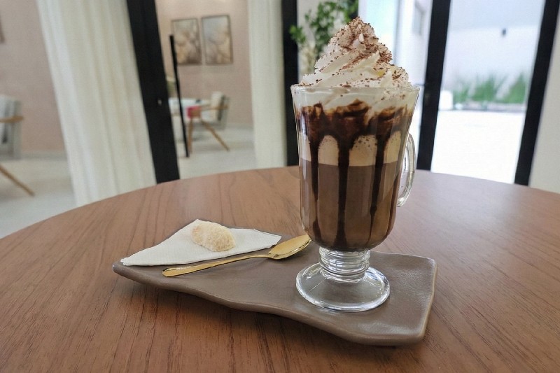 Choco Amour — Bar Café We Hall Beauty