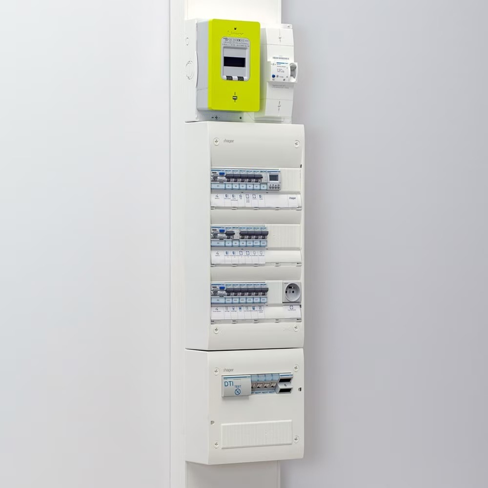 Tableau électrique rénové par Tom Électricité