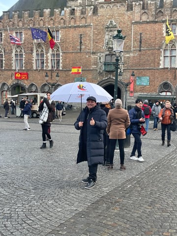 Carlos Brujasfreetour