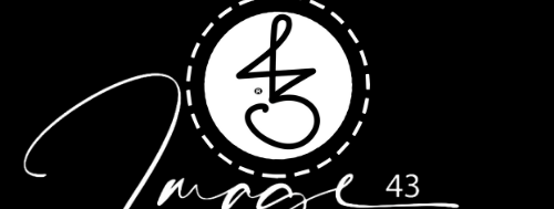 Image43 logo for a Creative Studio called the Music - Treble Clef clock