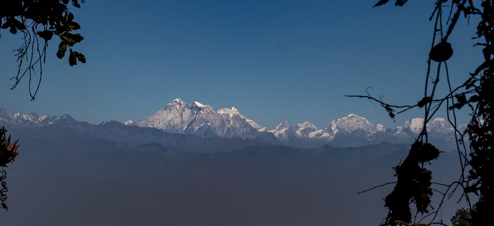 1 day hike, short hike, kathmandu, nepal, phulchoki, himalayas, temple, hindu, buddhist, prayer flag