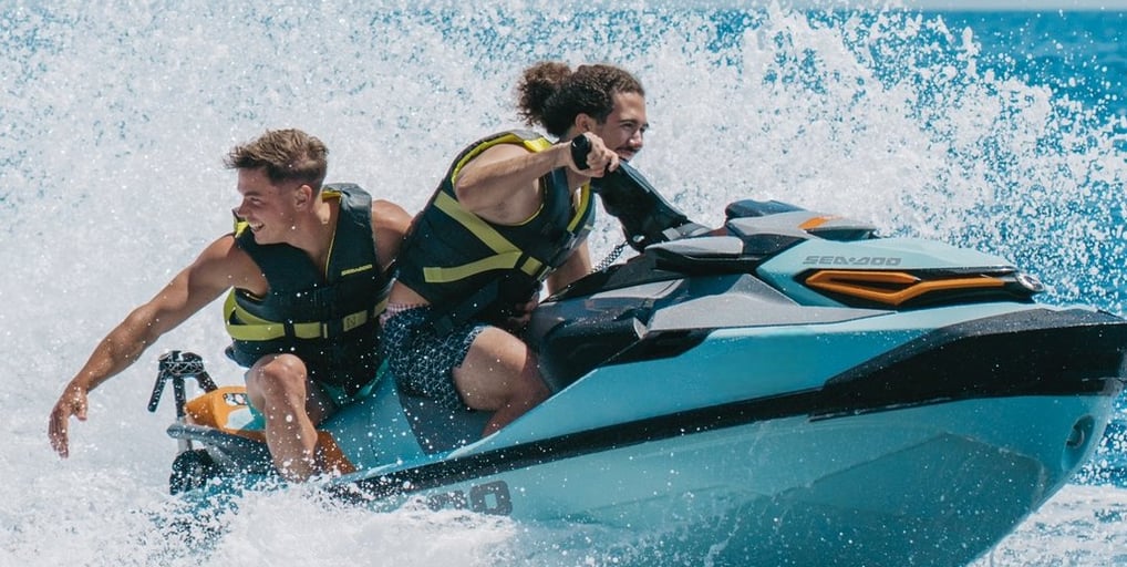 Jet ski adventure in Alcudia Bay with smiling customers