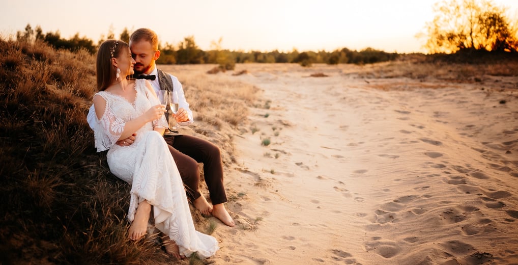 bride and groom wedding photoshoot