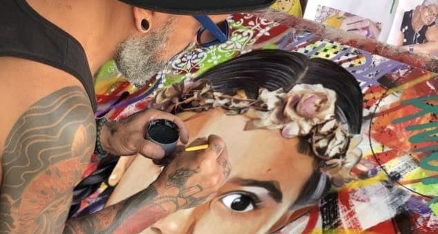 Retrato em Pop-Art de uma celebridade com cores vibrantes e traços marcantes - por Sérgio Astral