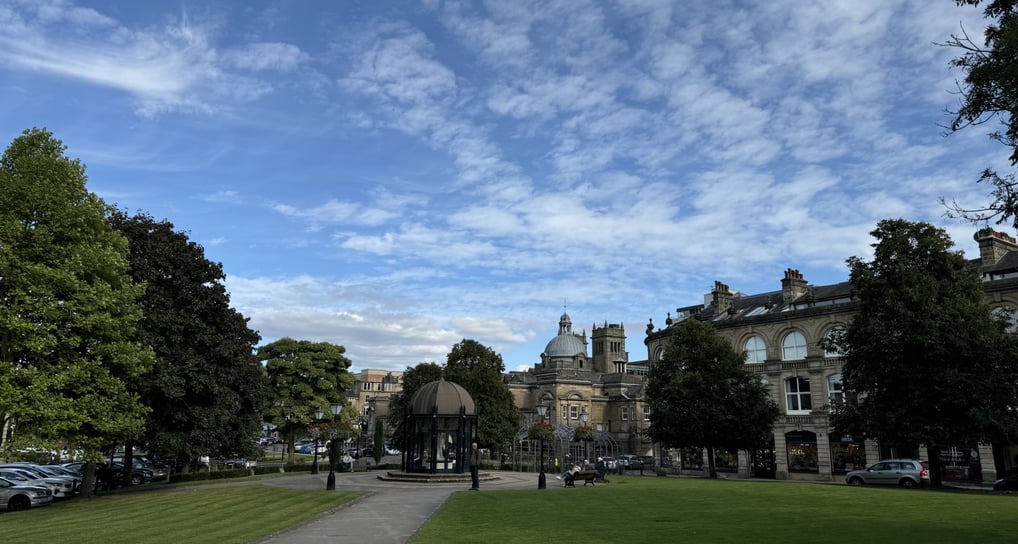 A pleasant stroll to Crescent Gardens