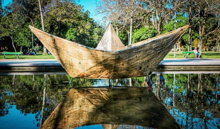 Barquinho Criada pelo arquiteto e artista plástico Roberto Freitas