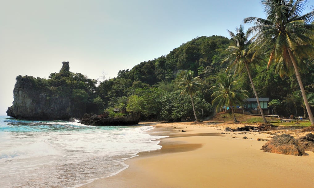 Ban Thong Dang (บ้านทองแดง), Chumphon