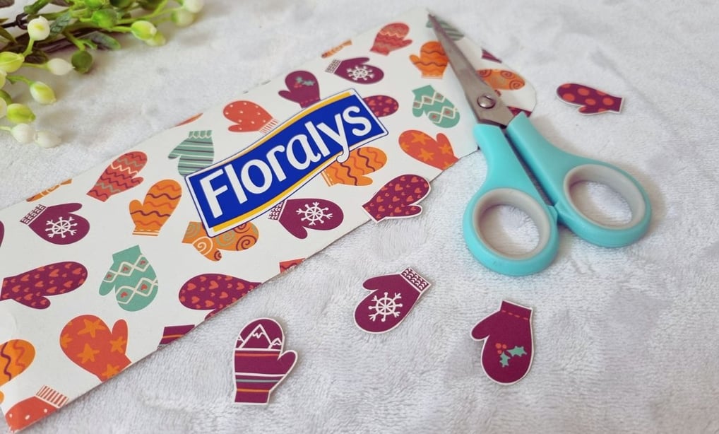 DIY Christmas Card Idea - Reuse and Make Handmade Christmas Cards