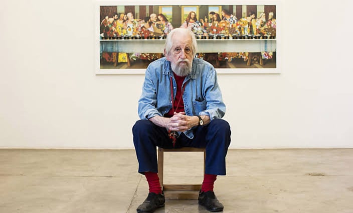 Nelson Leirner (1932-2020) é reconhecido como uma figura incontornável no panorama das artes visuais