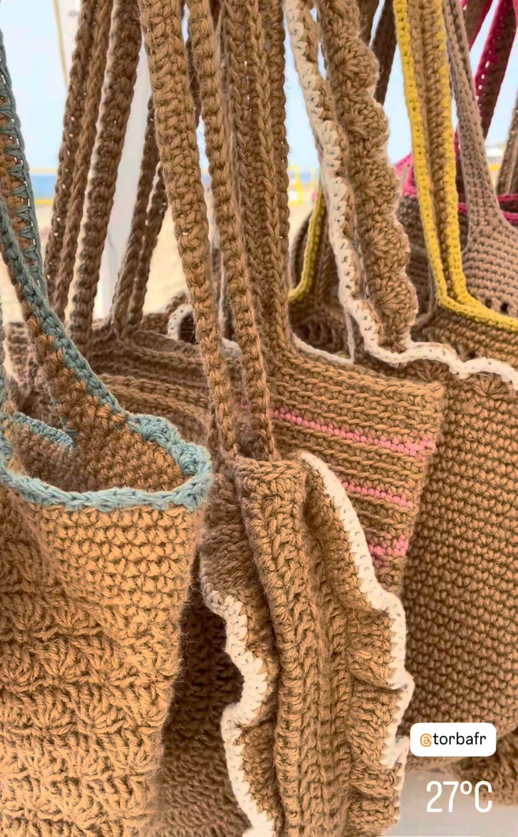 Sac en jute sur le marché à biarritz