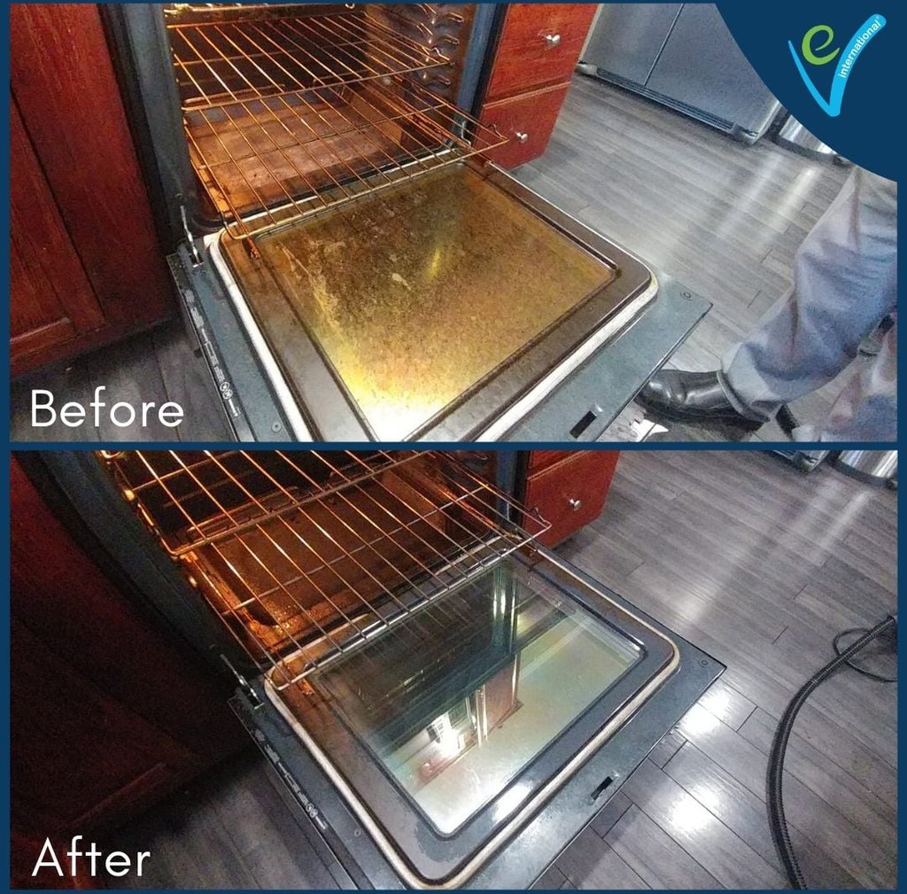 Czyszczenie piekarnika suchą parą 170 stopni. Myjka EV Atlantis bezpieczna dla alergików. Efekt przed i po bez detergentów.