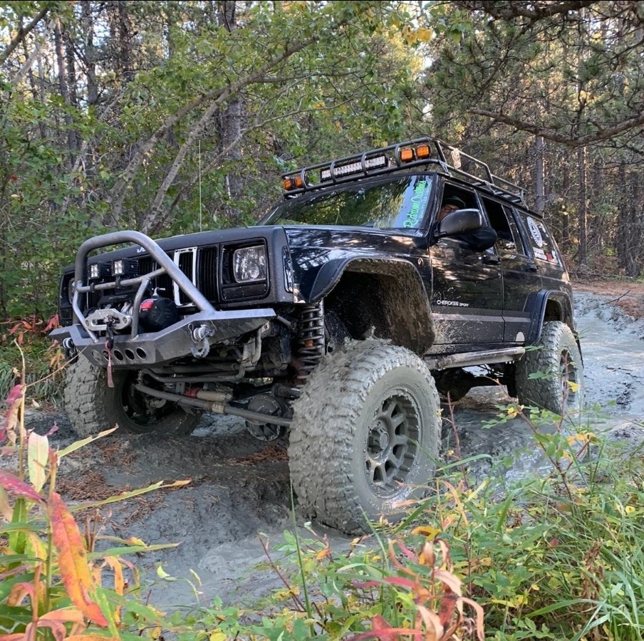 custom jeep Cherokee xj overland off-roading okotoks alberta