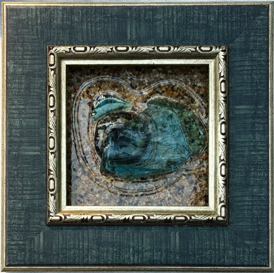 Resin and glass artwork with link to online store.