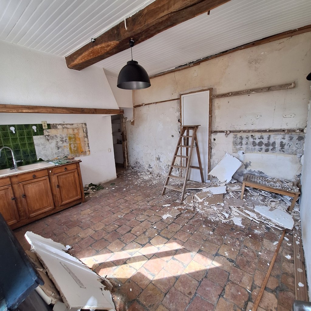 Rénovation chambre, plaque de plâtre, peinture, enduit, plomberie, VEZERONCE-CURTIN