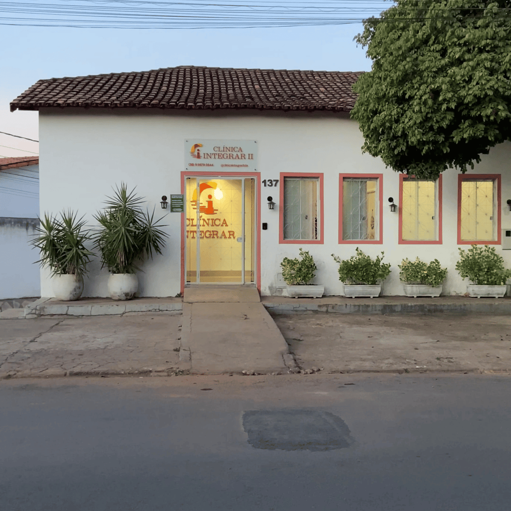 Fachada Clínica 2, Bairro Santana em Paracatu