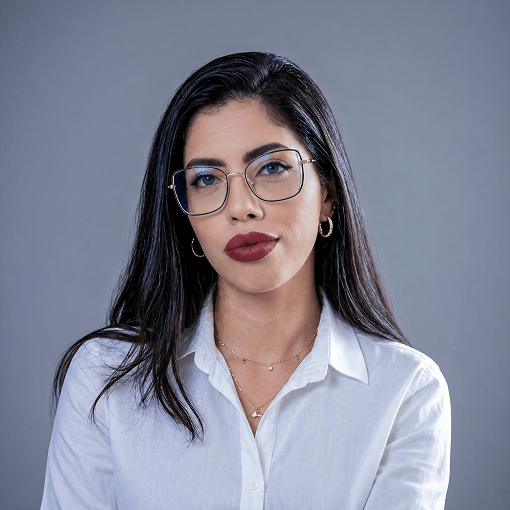 Raissa Andrade, estrategista de marcas e designer B2B — Estúdio Aguila
