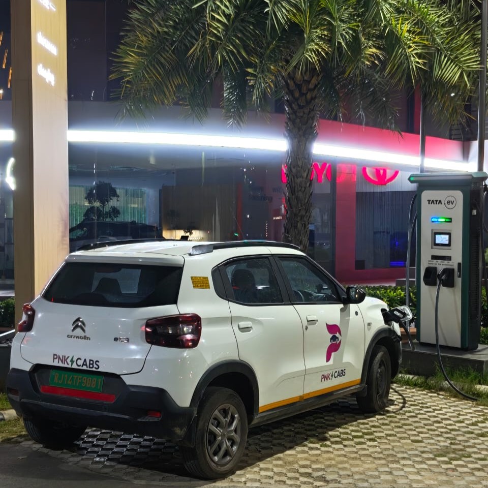 PNK CABS 100% EV cab Services in Jaipur