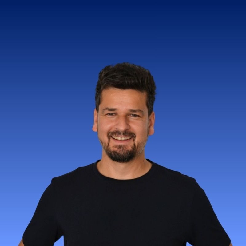Luciano Tallone creador de HumanLink system para equipos y personas