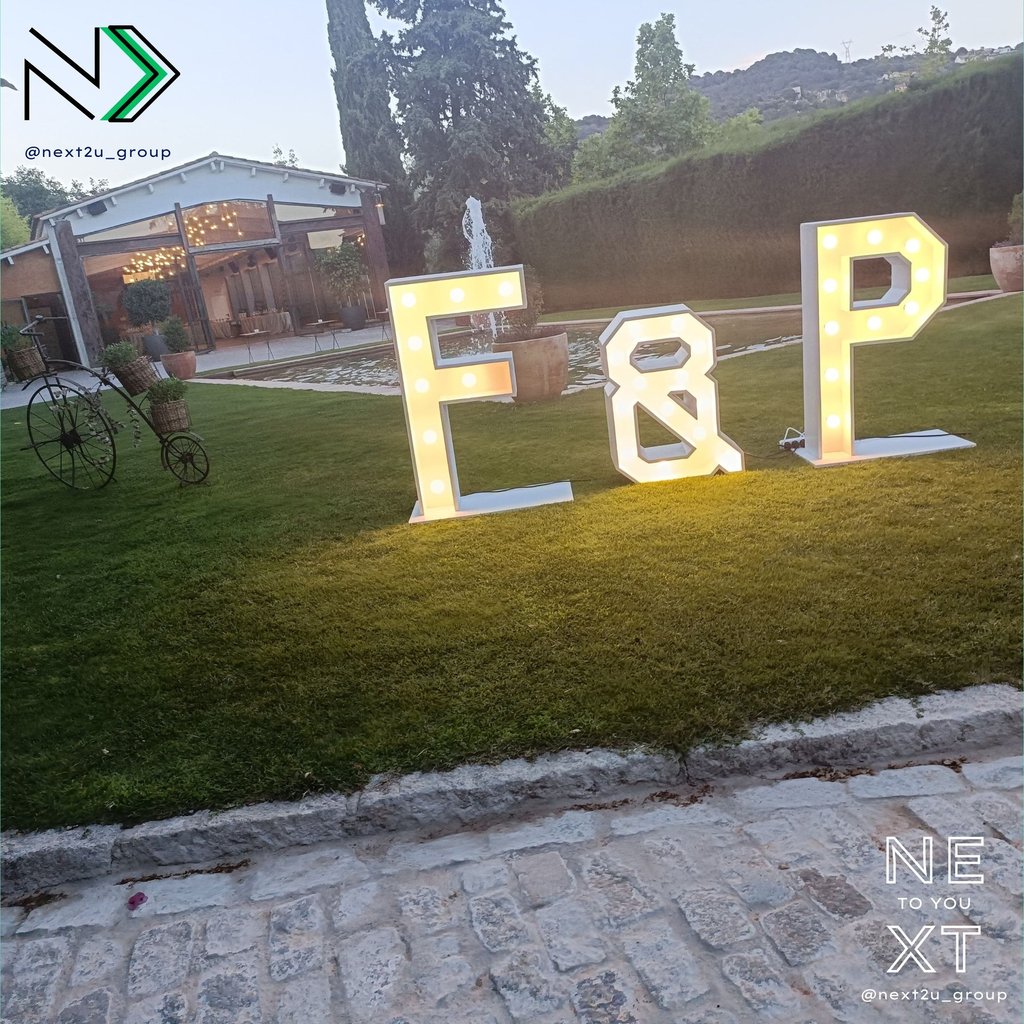 Letras 3D de 1'2 metros de alto iluminadas