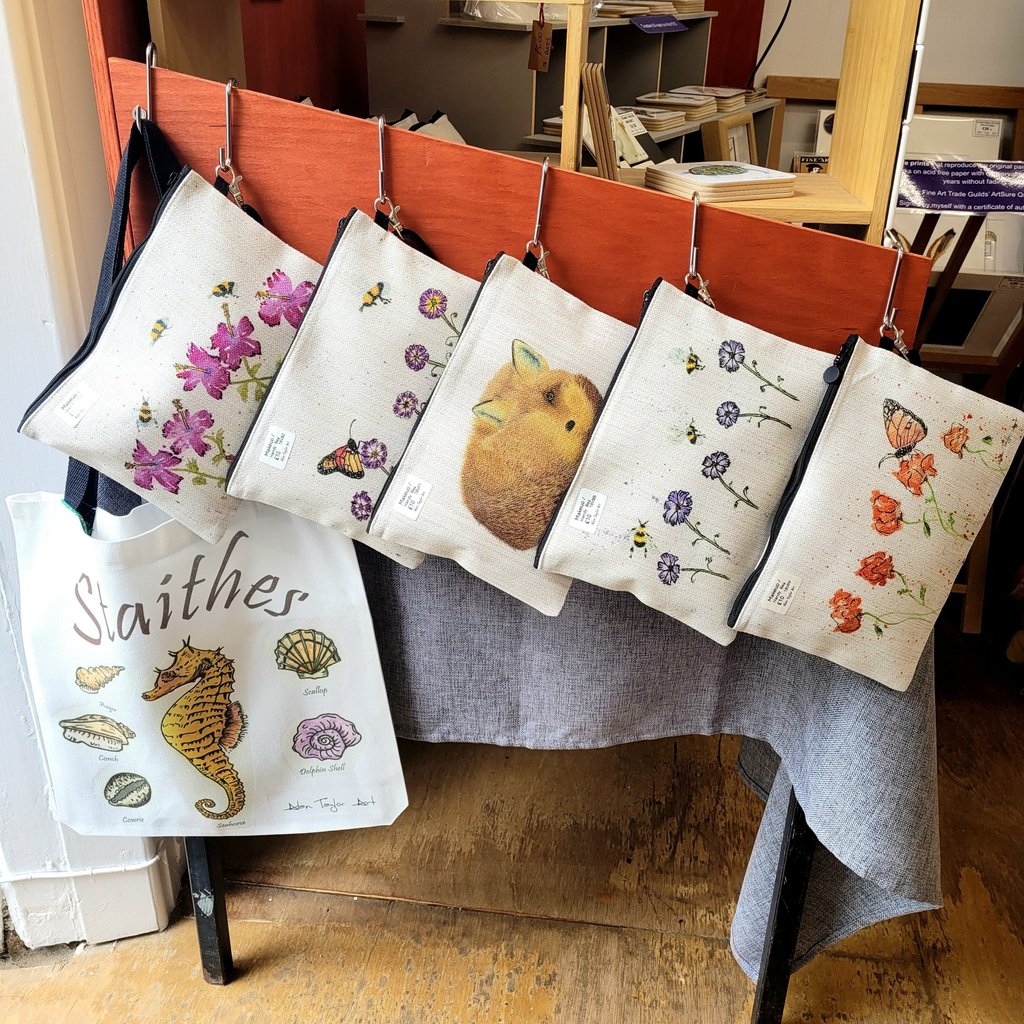 Handy Bags - Alan Taylor Art
