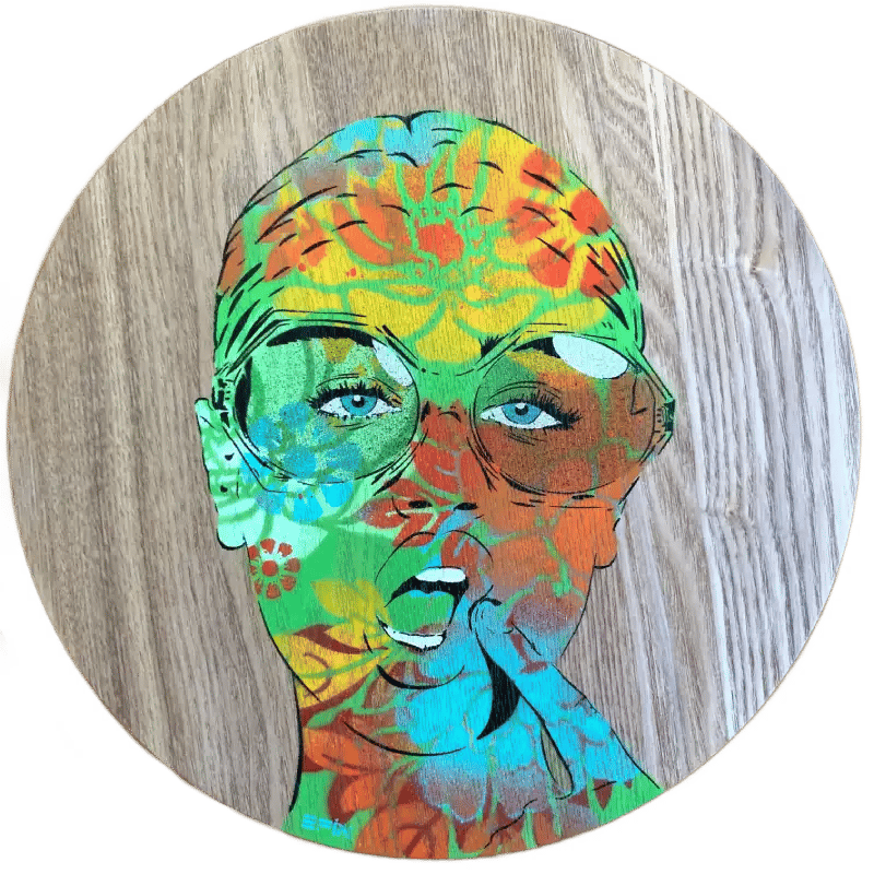 Efin art wood round portrait