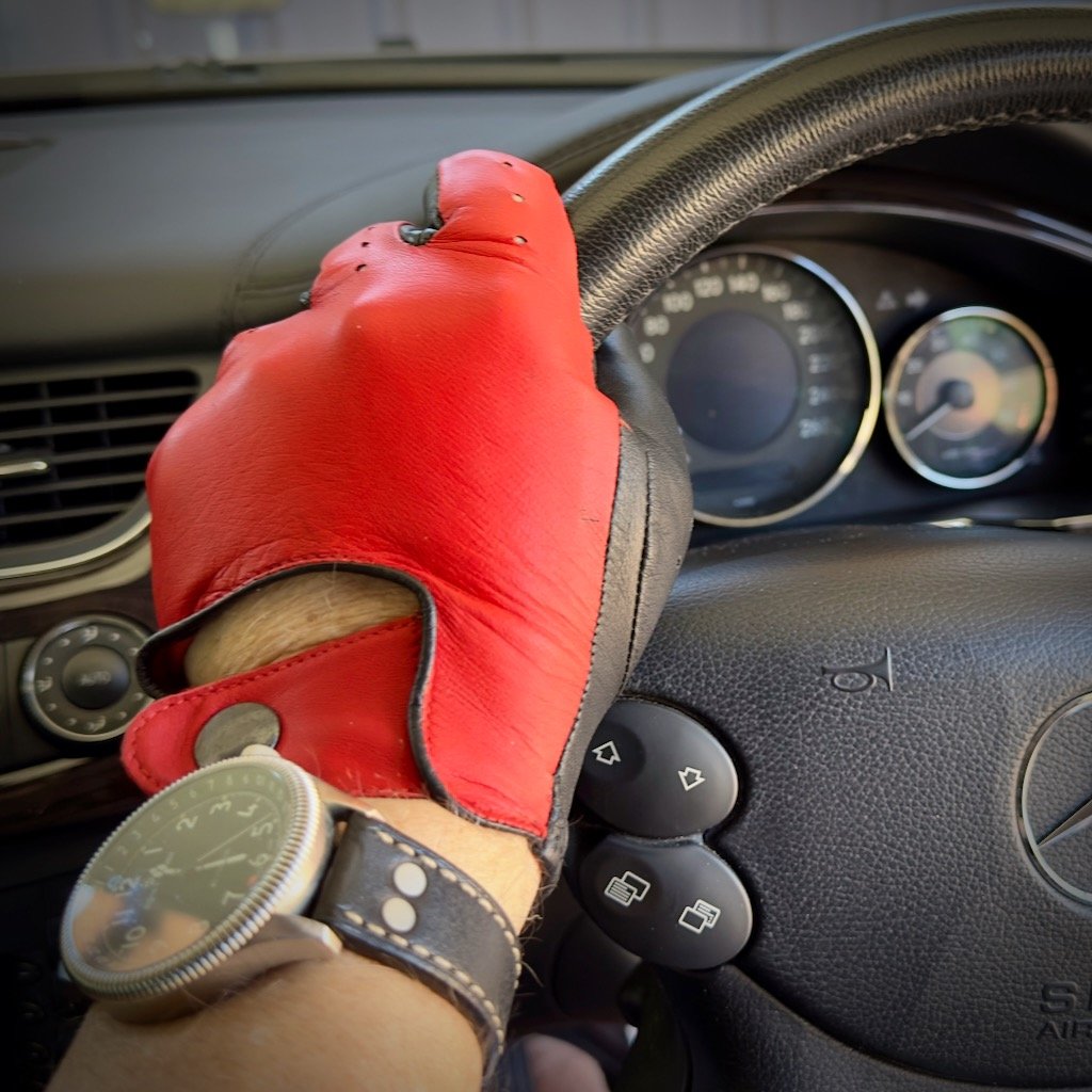 Red & black kid leather driving gloves