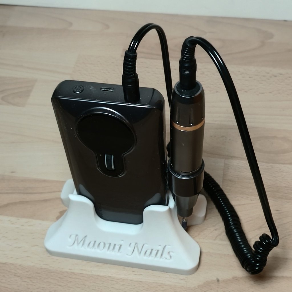 Support de ponceuse imprimé en 3D pour atelier