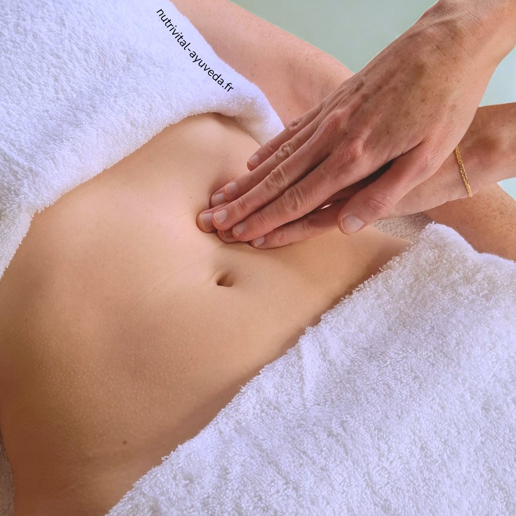 Massage-ayurvedique-du-ventre-détox-digestion-relaxation