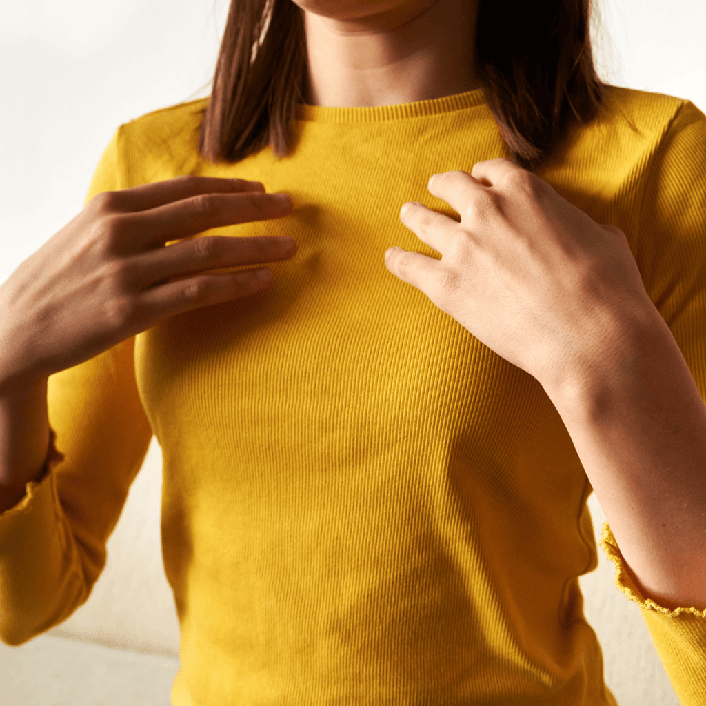 a woman tapping to free her emotion 