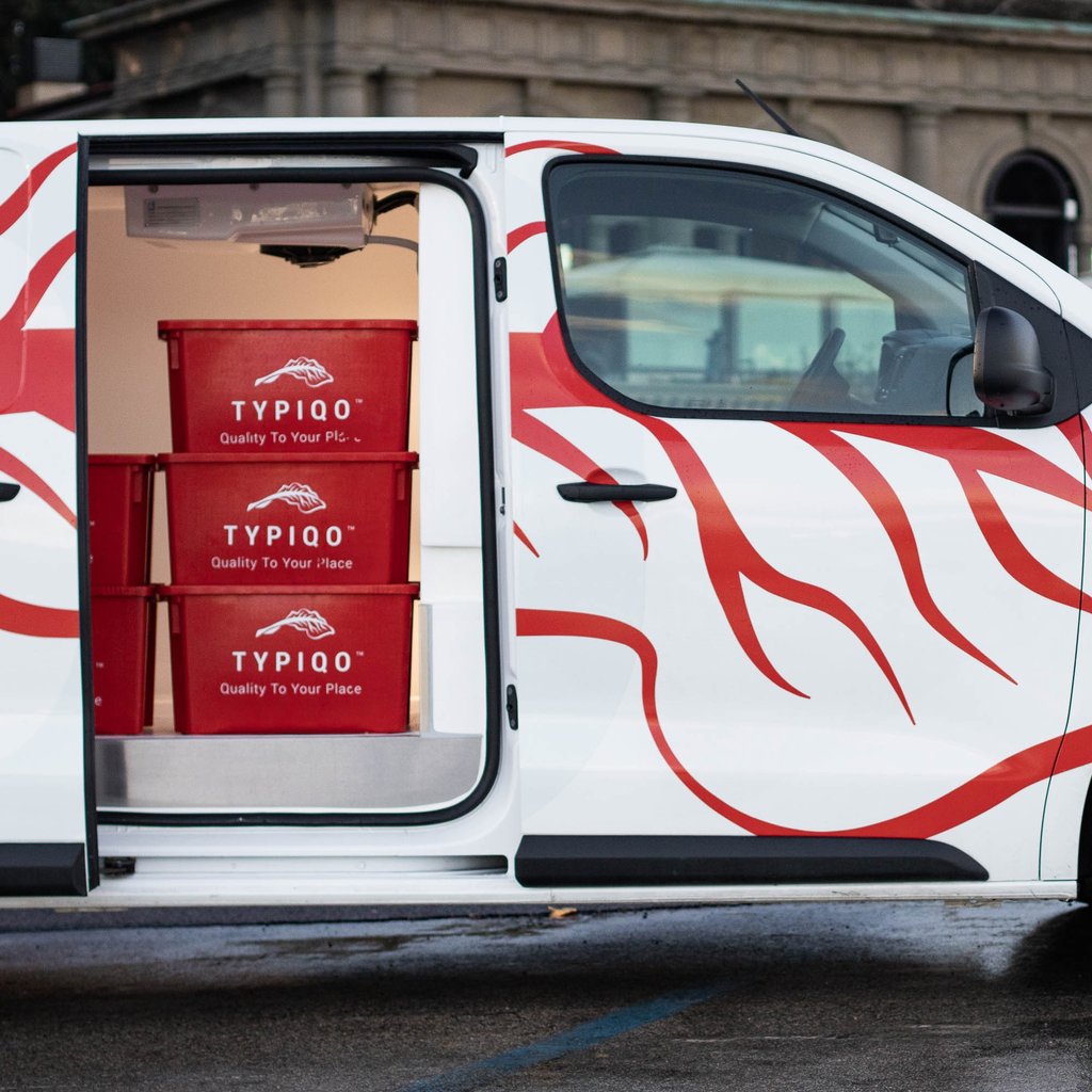 Food service distributor van and boxes